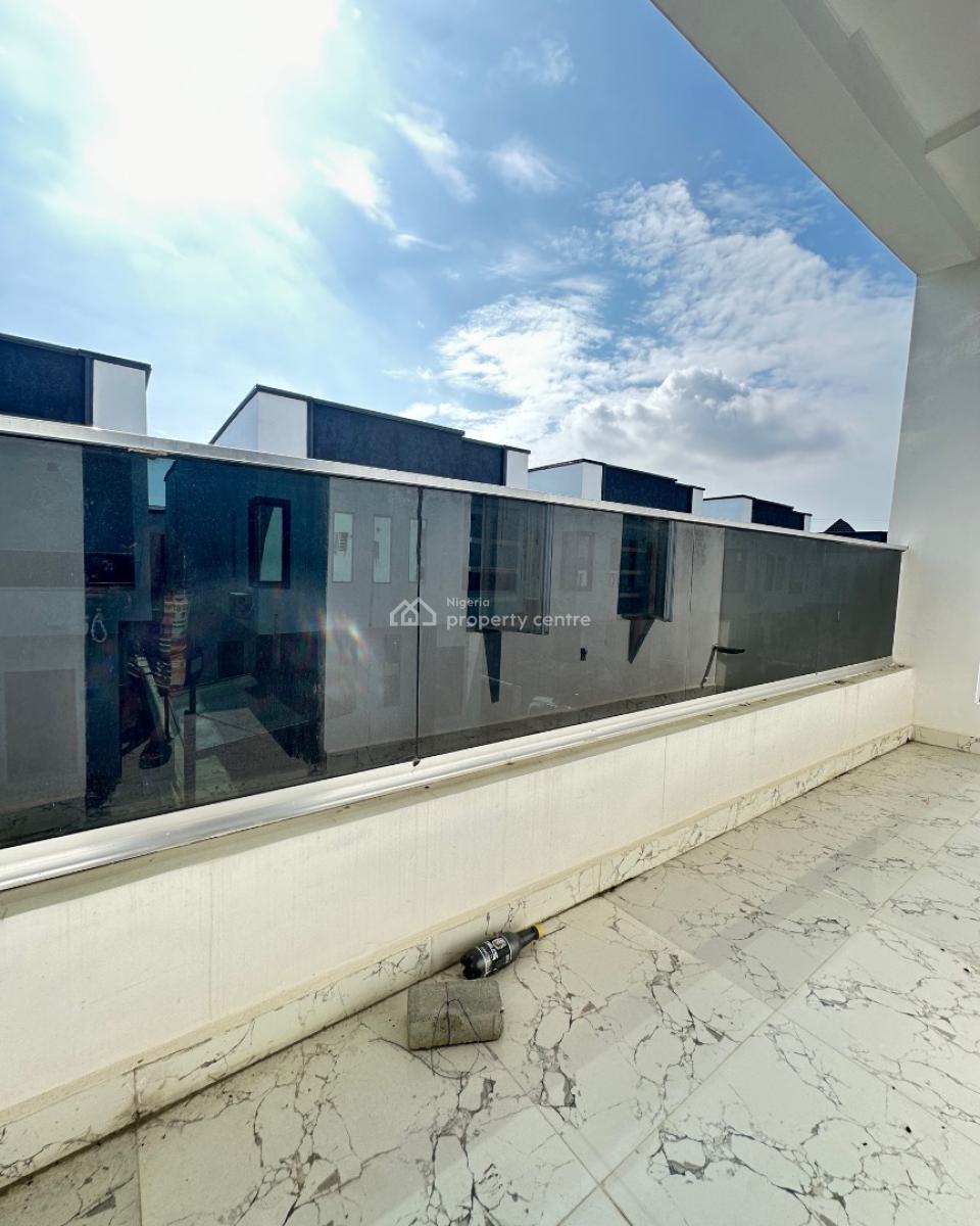 Lush 4 Bedroom Terrace + Gym, Pool & Playground, Ikota, Lekki, Lagos, Flat / Apartment for Rent