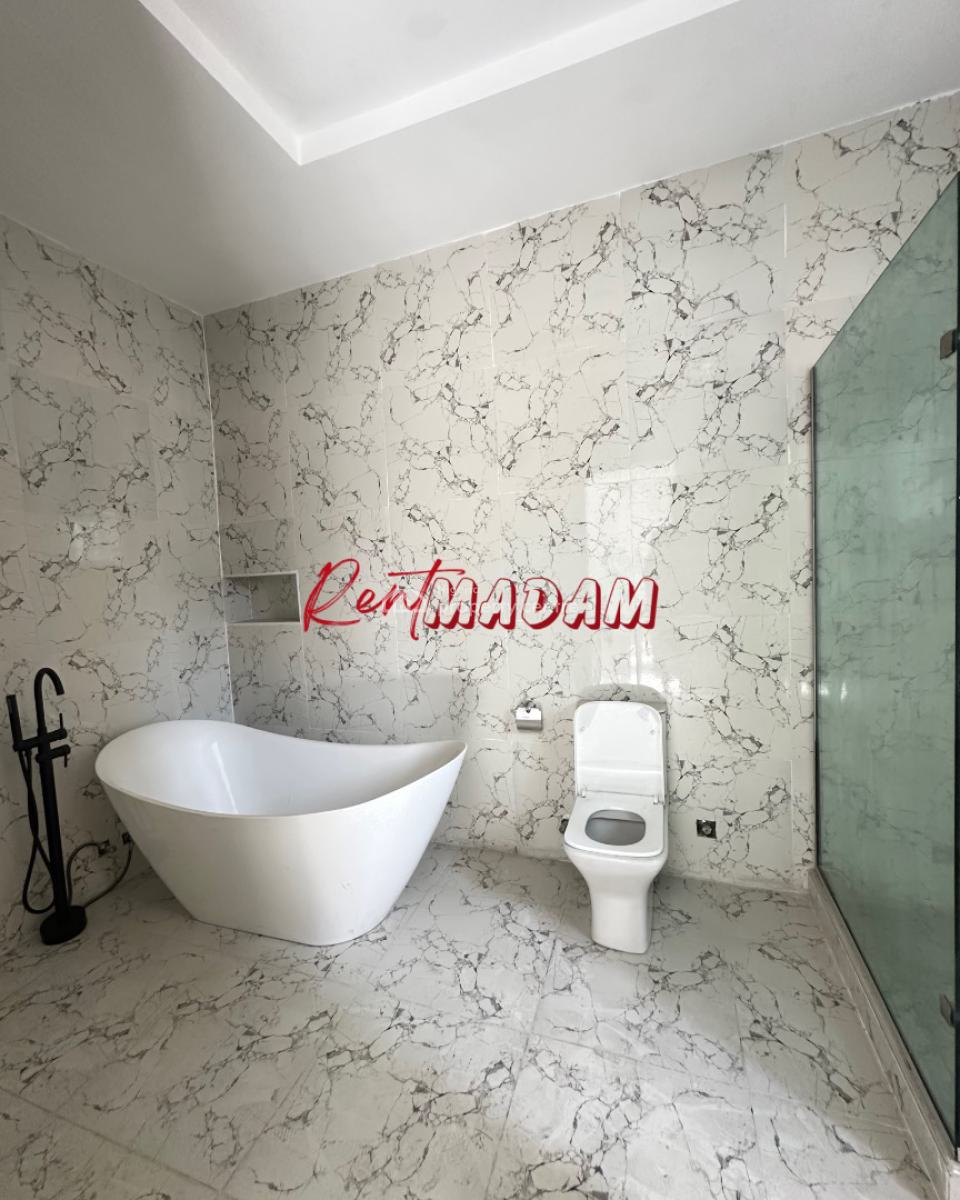 Lush 4 Bedroom Terrace + Gym, Pool & Playground, Ikota, Lekki, Lagos, Flat / Apartment for Rent