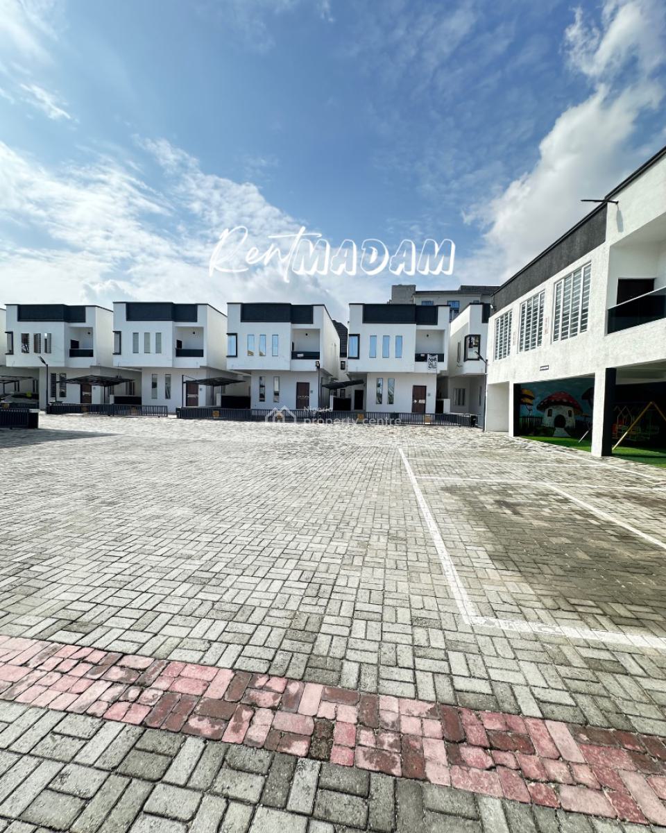Lush 4 Bedroom Terrace + Gym, Pool & Playground, Ikota, Lekki, Lagos, Flat / Apartment for Rent