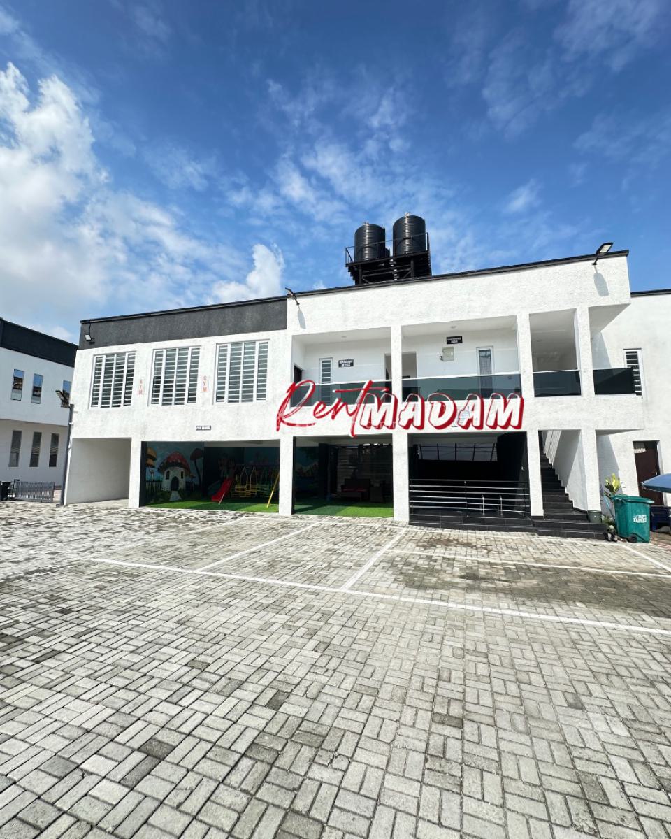 Lush 4 Bedroom Terrace + Gym, Pool & Playground, Ikota, Lekki, Lagos, Flat / Apartment for Rent