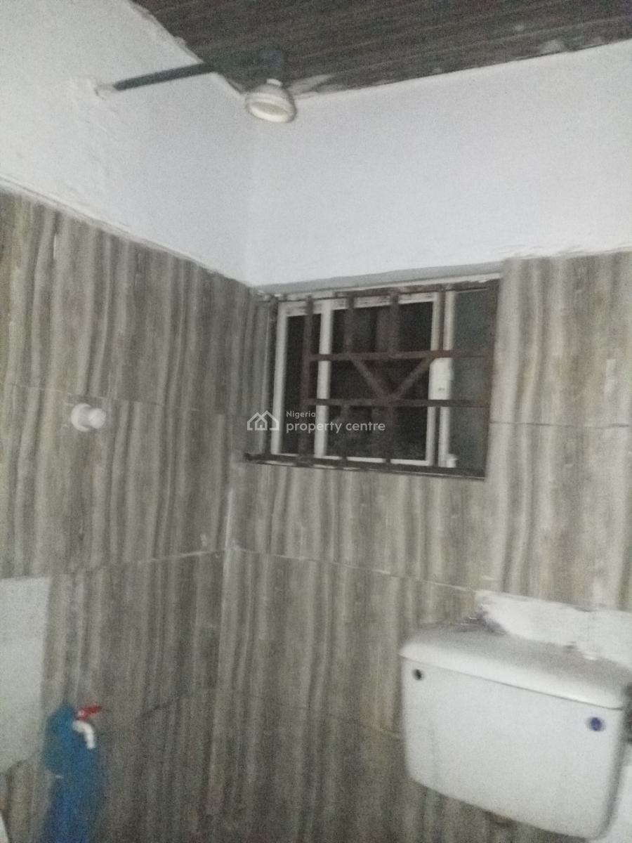 a Luxury Roo Self Contain, Green Ville Estate, Badore, Ajah, Lagos, Self Contain (single Rooms) for Rent