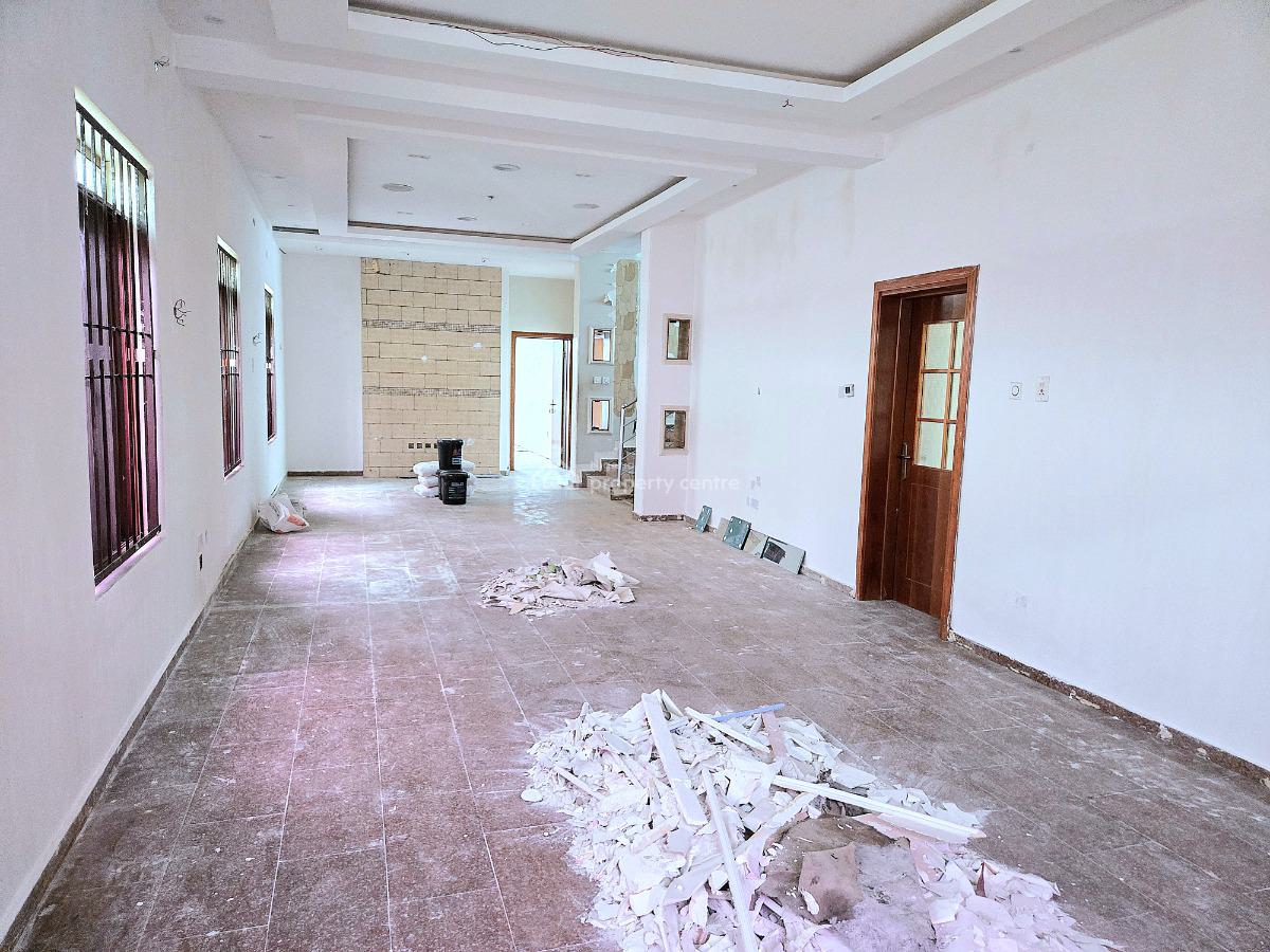Massive 5 Bedroom Detached, Lekki Phase 1, Lekki, Lagos, Detached Duplex for Rent