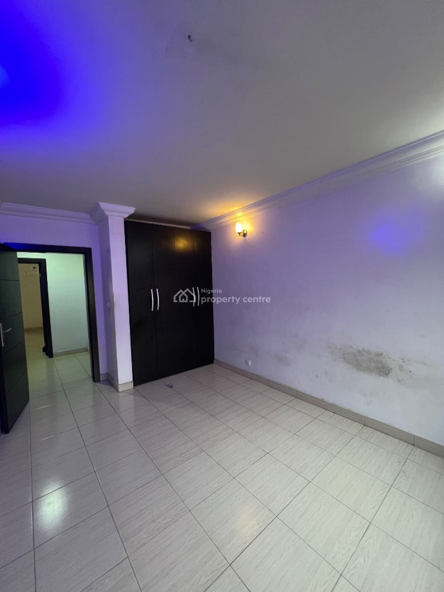 Well Maintained, Tastefully Finished Three Bedroom Apartment, Osapa, Lekki, Lagos, Flat / Apartment for Rent
