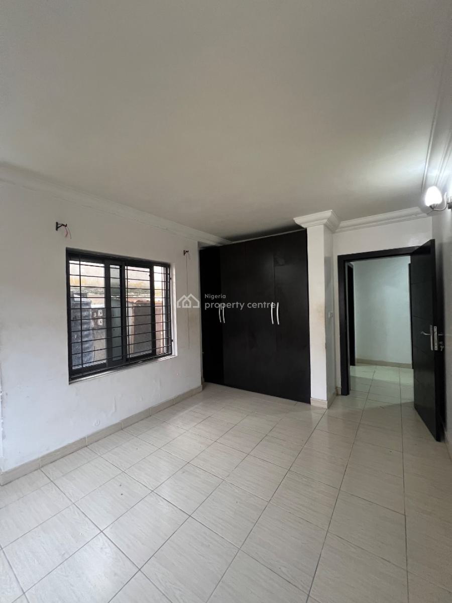 Well Maintained, Tastefully Finished Three Bedroom Apartment, Osapa, Lekki, Lagos, Flat / Apartment for Rent