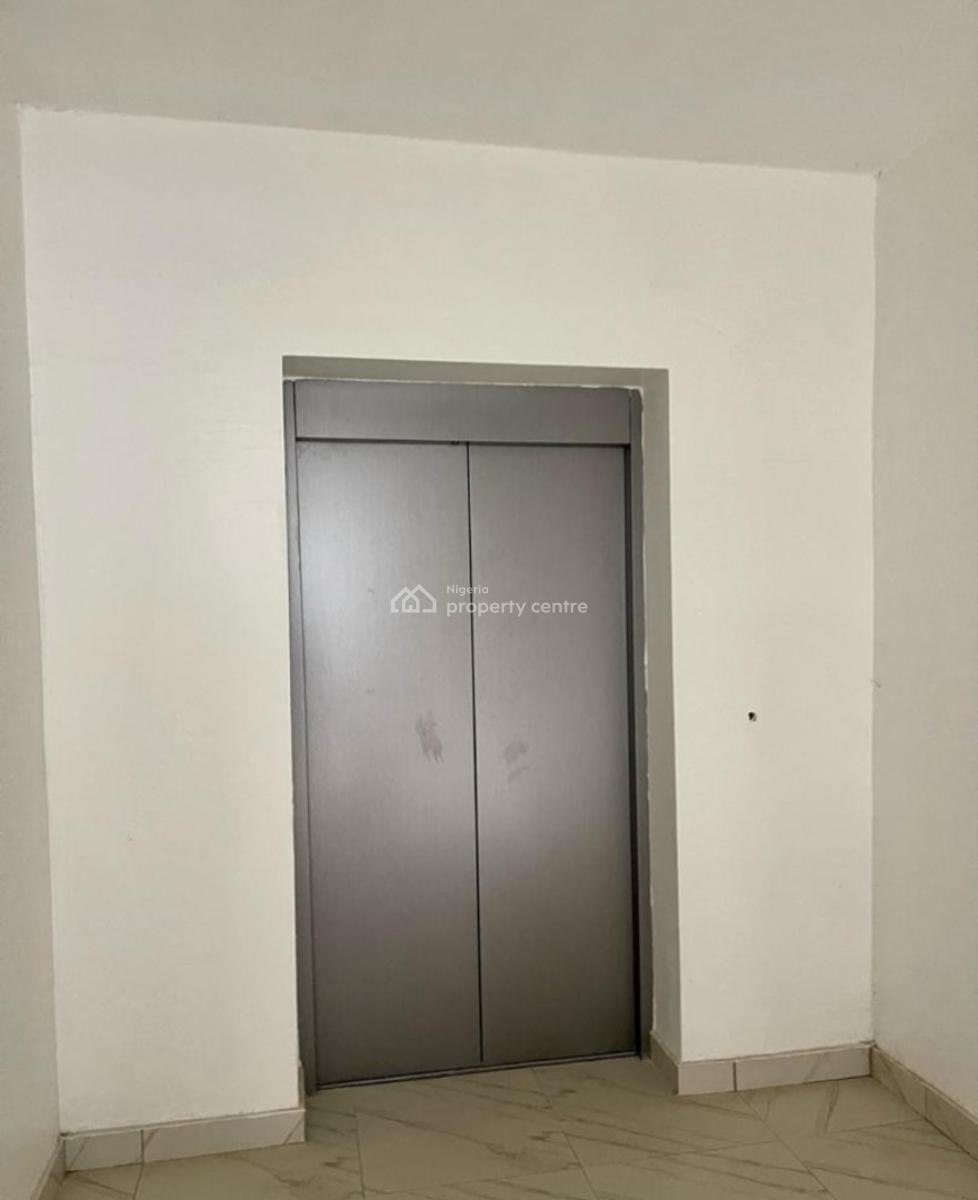 2 Bedroom En-suite Penthouse Flat. Brand New and Serviced with 24/7 Po, Victoria Island (vi), Lagos, Flat / Apartment for Rent