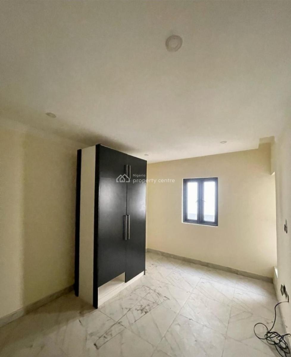2 Bedroom En-suite Penthouse Flat. Brand New and Serviced with 24/7 Po, Victoria Island (vi), Lagos, Flat / Apartment for Rent