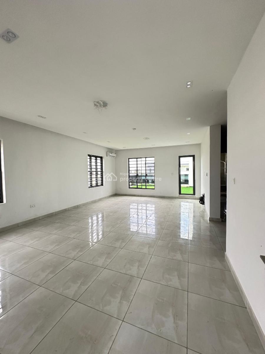 Contemporary Spacious 4 Bedroom Semi-detached Duplex with Bq, Ikate Cowrie Creek Estate, Ikate, Lekki, Lagos, Semi-detached Duplex for Sale