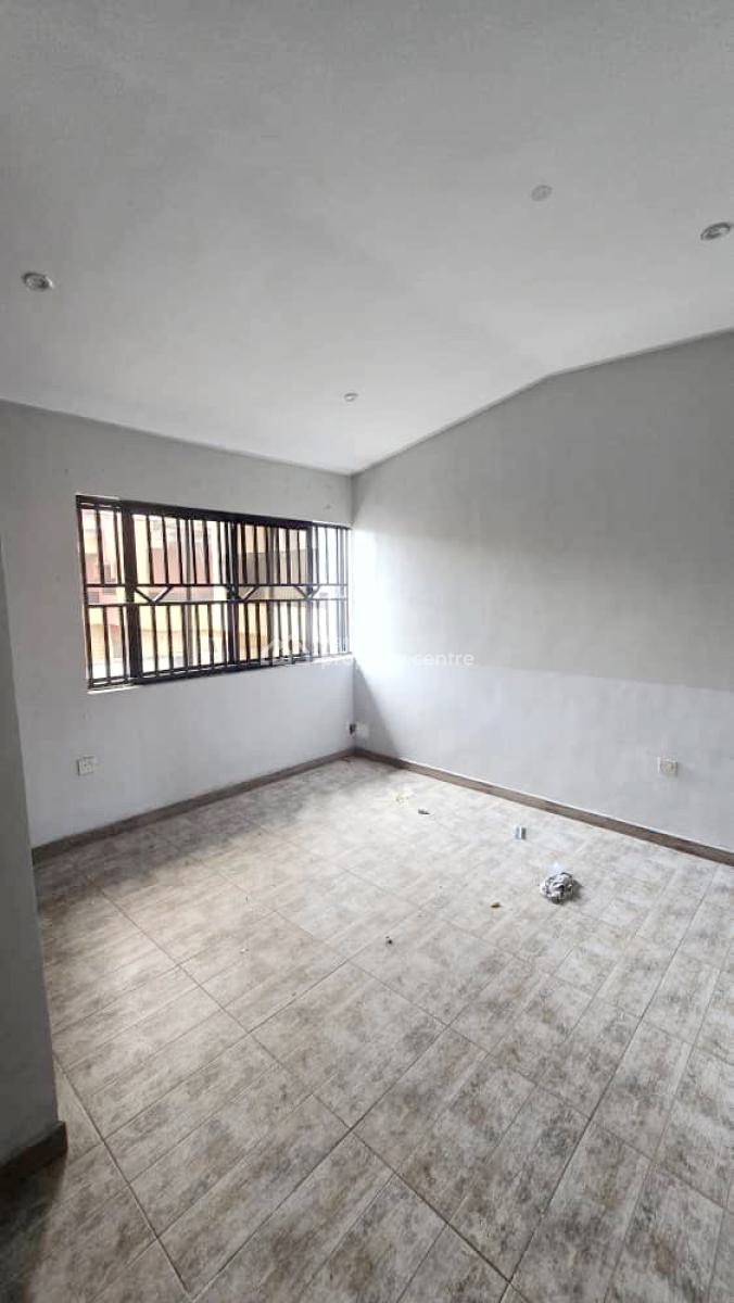 Luxury 3 Bedroom  Semi Detached Duplex  with a Room Bq, Omole Phase 2, Ikeja, Lagos, Semi-detached Duplex for Rent