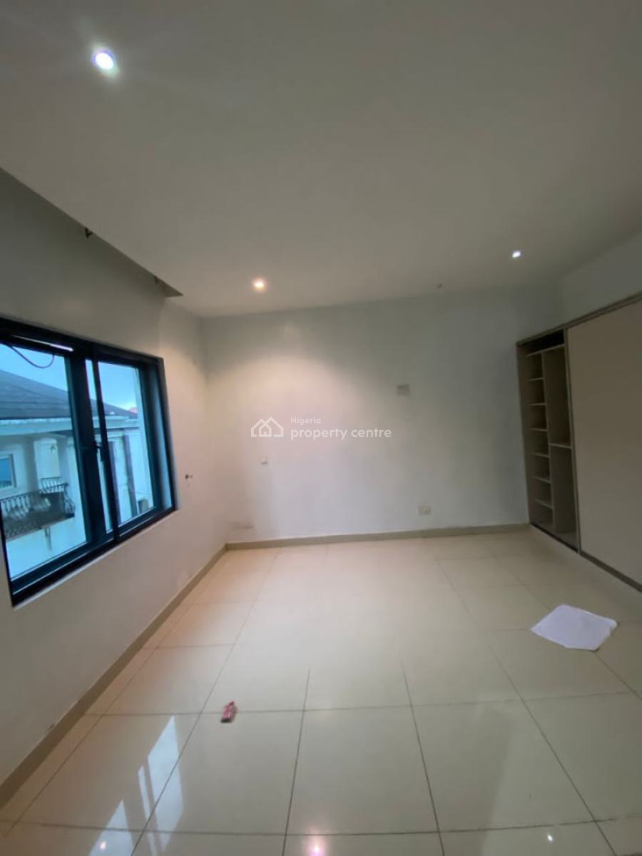 Luxury 4 Bedroom Terrace, Admiralty Road, Lekki Phase 1, Lekki, Lagos, Terraced Duplex for Rent