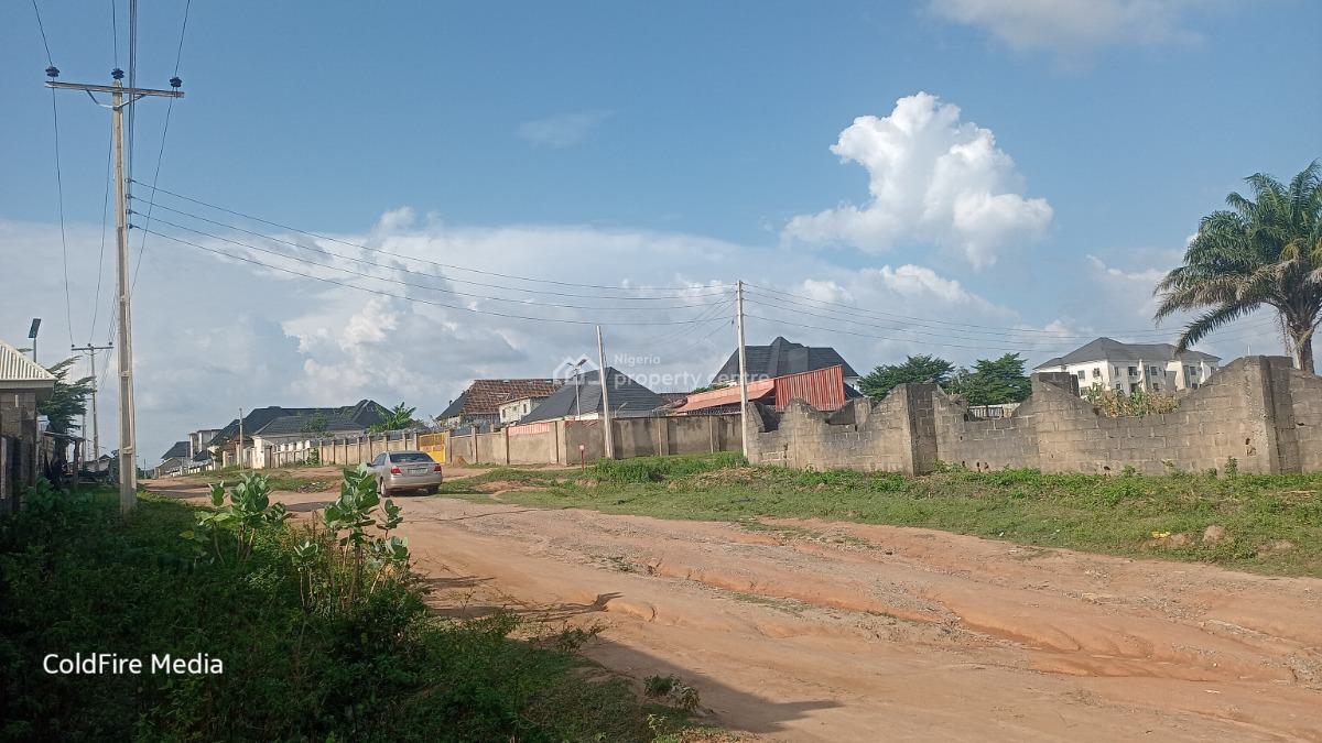 1000 Square Meter Residential Land, After Dunamis, Before Matrix Filling Station, Lugbe, Lugbe District, Abuja, Residential Land for Sale