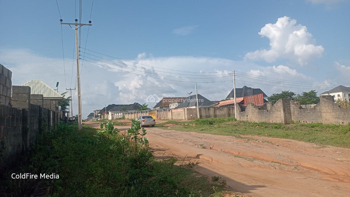 1000 Square Meter Residential Land, After Dunamis, Before Matrix Filling Station, Lugbe, Lugbe District, Abuja, Residential Land for Sale