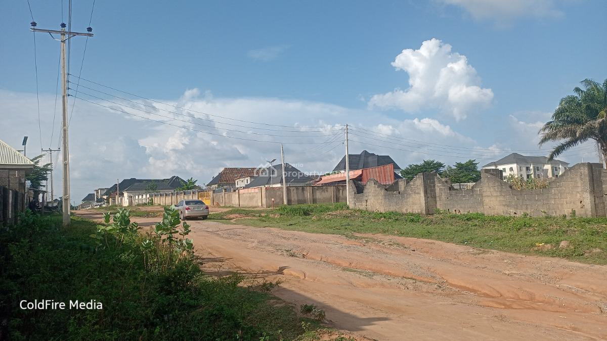 1000 Square Meter Residential Land, After Dunamis, Before Matrix Filling Station, Lugbe, Lugbe District, Abuja, Residential Land for Sale
