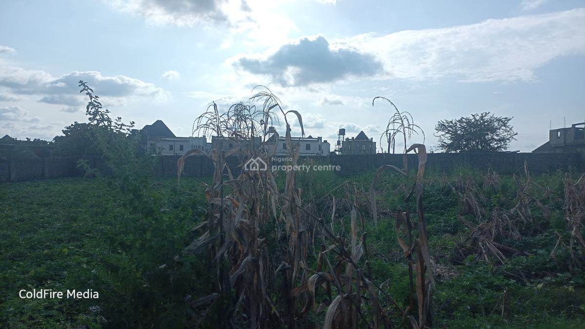 1000 Square Meter Residential Land, After Dunamis, Before Matrix Filling Station, Lugbe, Lugbe District, Abuja, Residential Land for Sale
