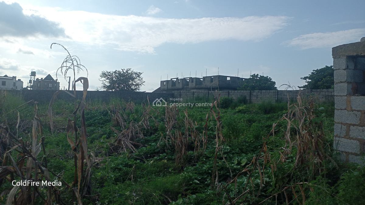 1000 Square Meter Residential Land, After Dunamis, Before Matrix Filling Station, Lugbe, Lugbe District, Abuja, Residential Land for Sale