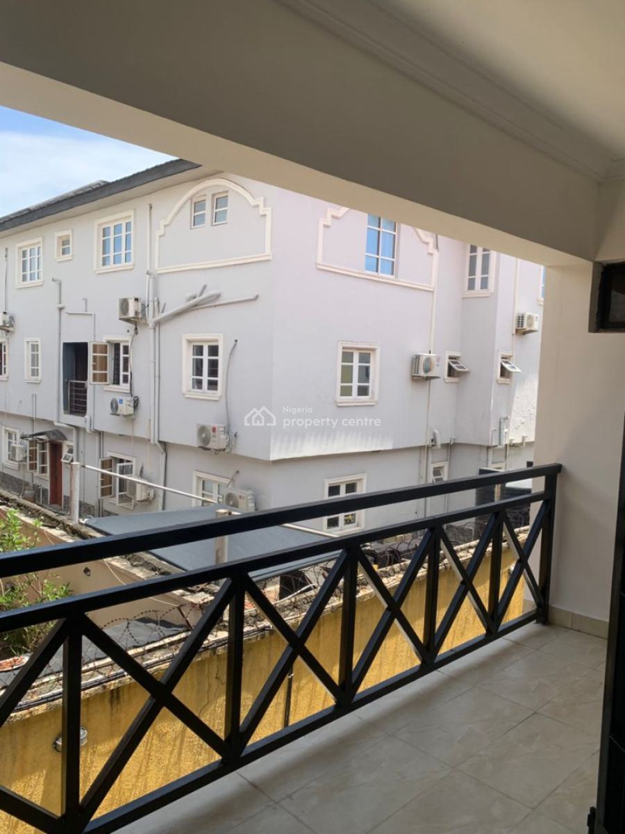 Newly Well-renovated and Self-serviced 3 Bedroom Flat, Ikota Villa Estate, After 2nd Toll Gate, Ikota, Lekki, Lagos, Flat / Apartment for Rent