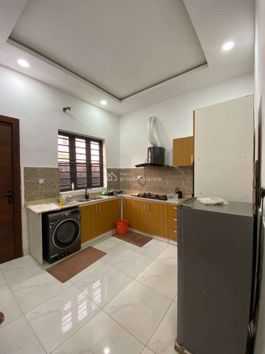 Elegant 2 Year Old, 4-bedroom Townhome in Parliament Estate, Ikota, Ikota, Vgc, Lekki, Lagos, Terraced Duplex for Sale
