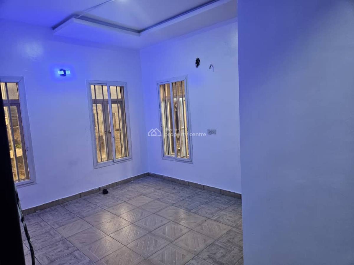 3 Bedrooms Townhouse with a Room Bq, 42, Unity Estate, Lekki, Lagos, House for Rent
