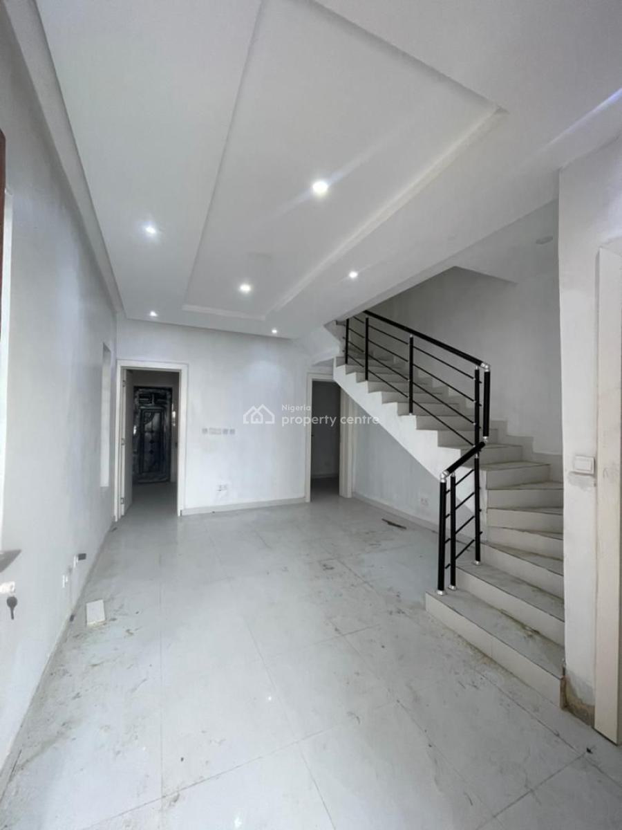 Luxury 3 Bedroom Self Compound  Terrace Duplex, Ikota, Lekki, Lagos, Terraced Duplex for Rent