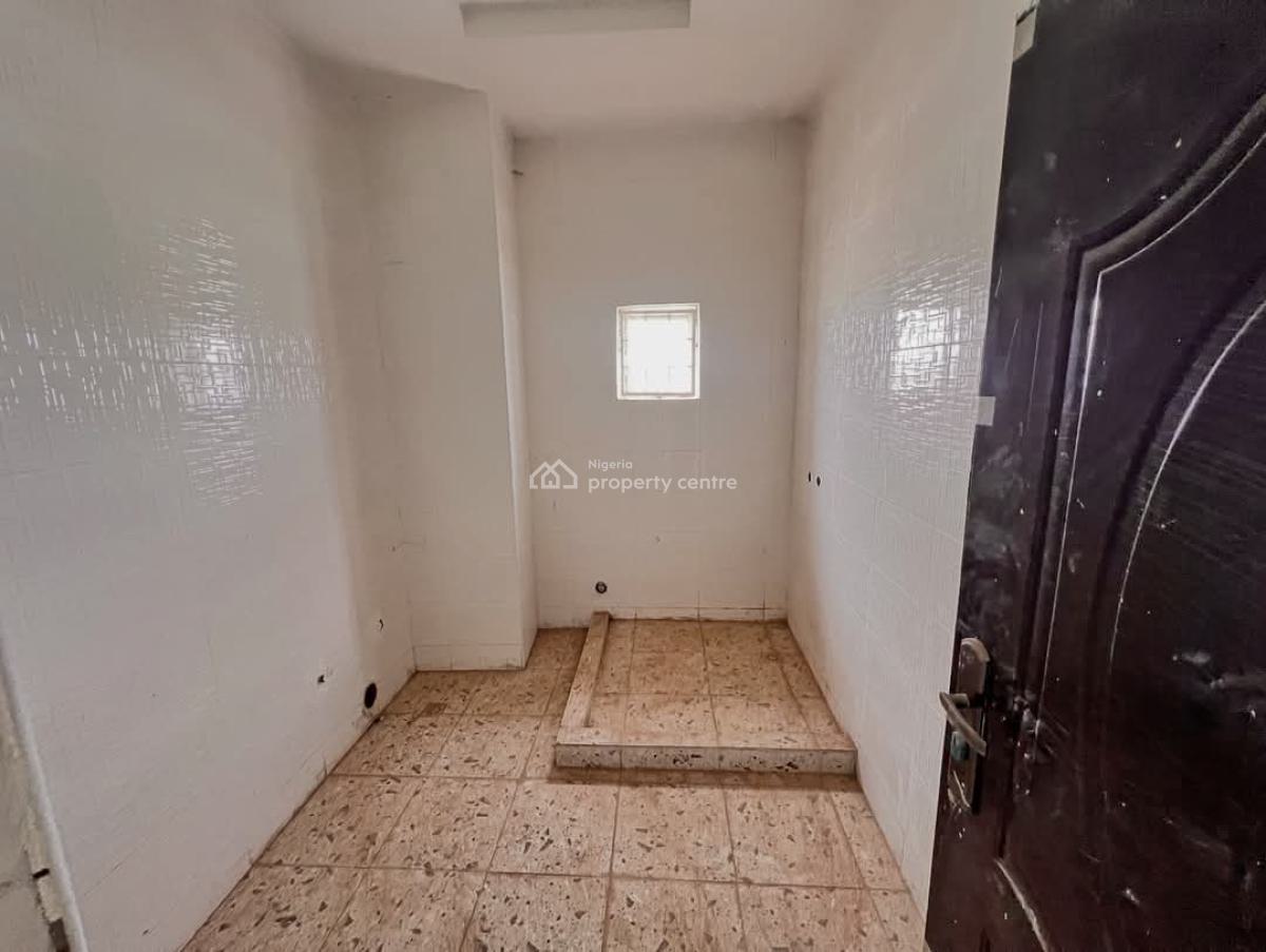 4bedroom Terrace Duplex   Living Area Kitchen  3living Area, Galadimawa, Abuja, Terraced Duplex for Sale