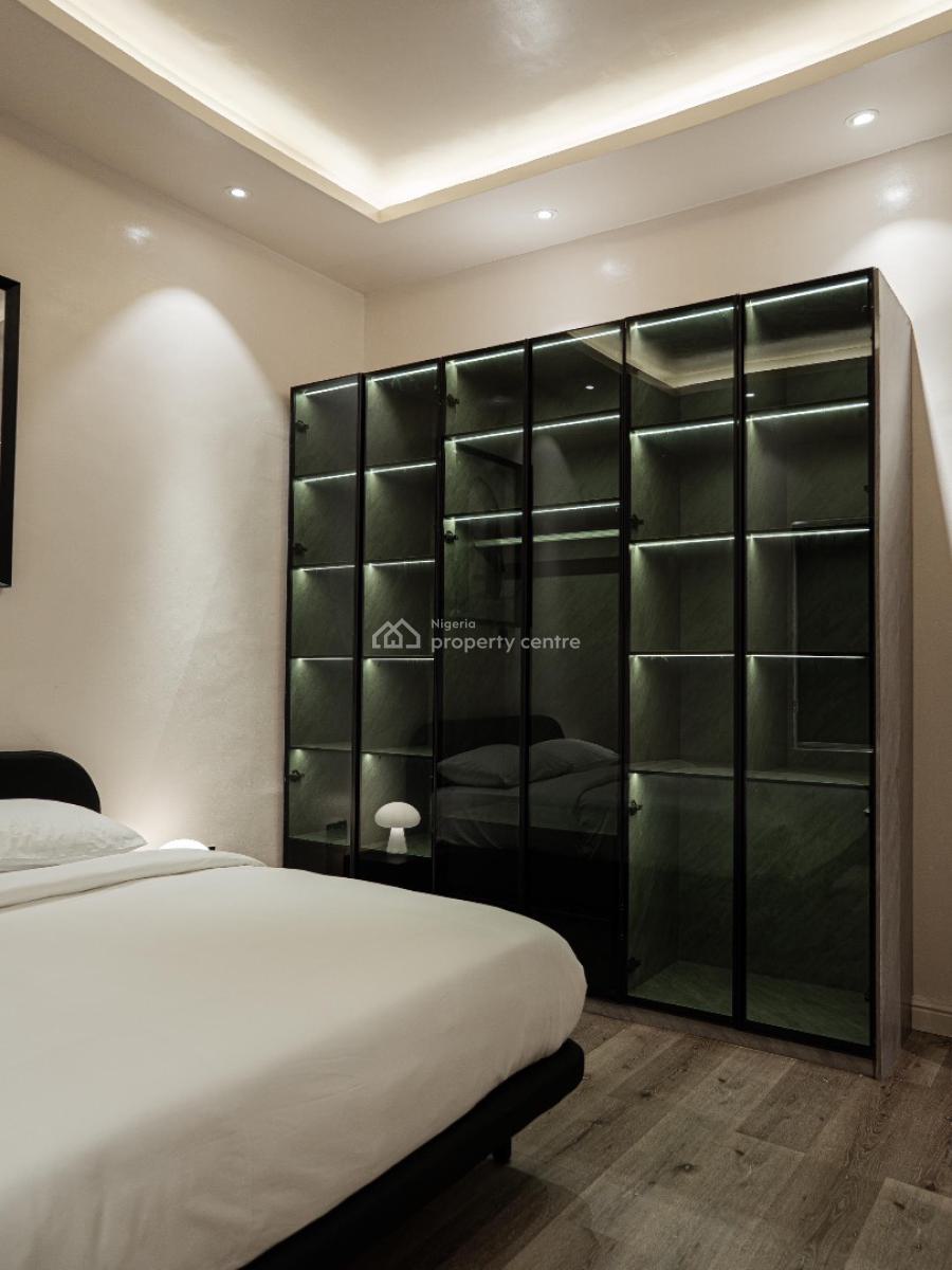 Cozy and Luxury 2bedroom Apartment with Ps5, Elevator and Swimming Poo, Lekki Phase 1, Lekki, Lagos, Flat / Apartment Short Let
