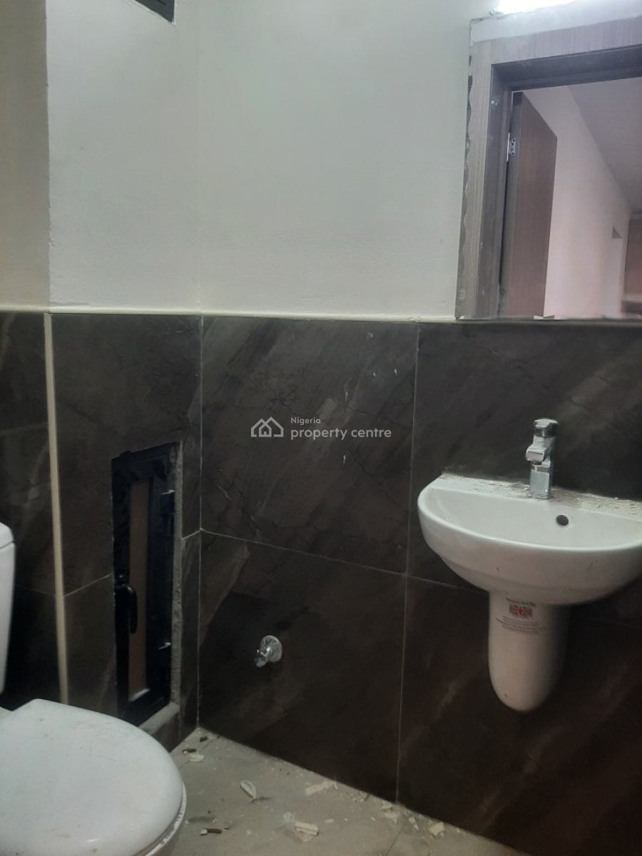 1, Victoria Island (vi), Lagos, Mini Flat (room and Parlour) for Rent