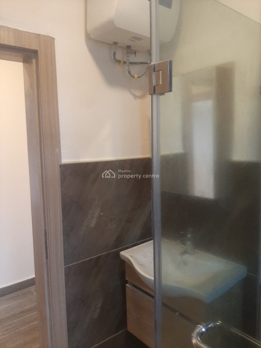 1, Victoria Island (vi), Lagos, Mini Flat (room and Parlour) for Rent