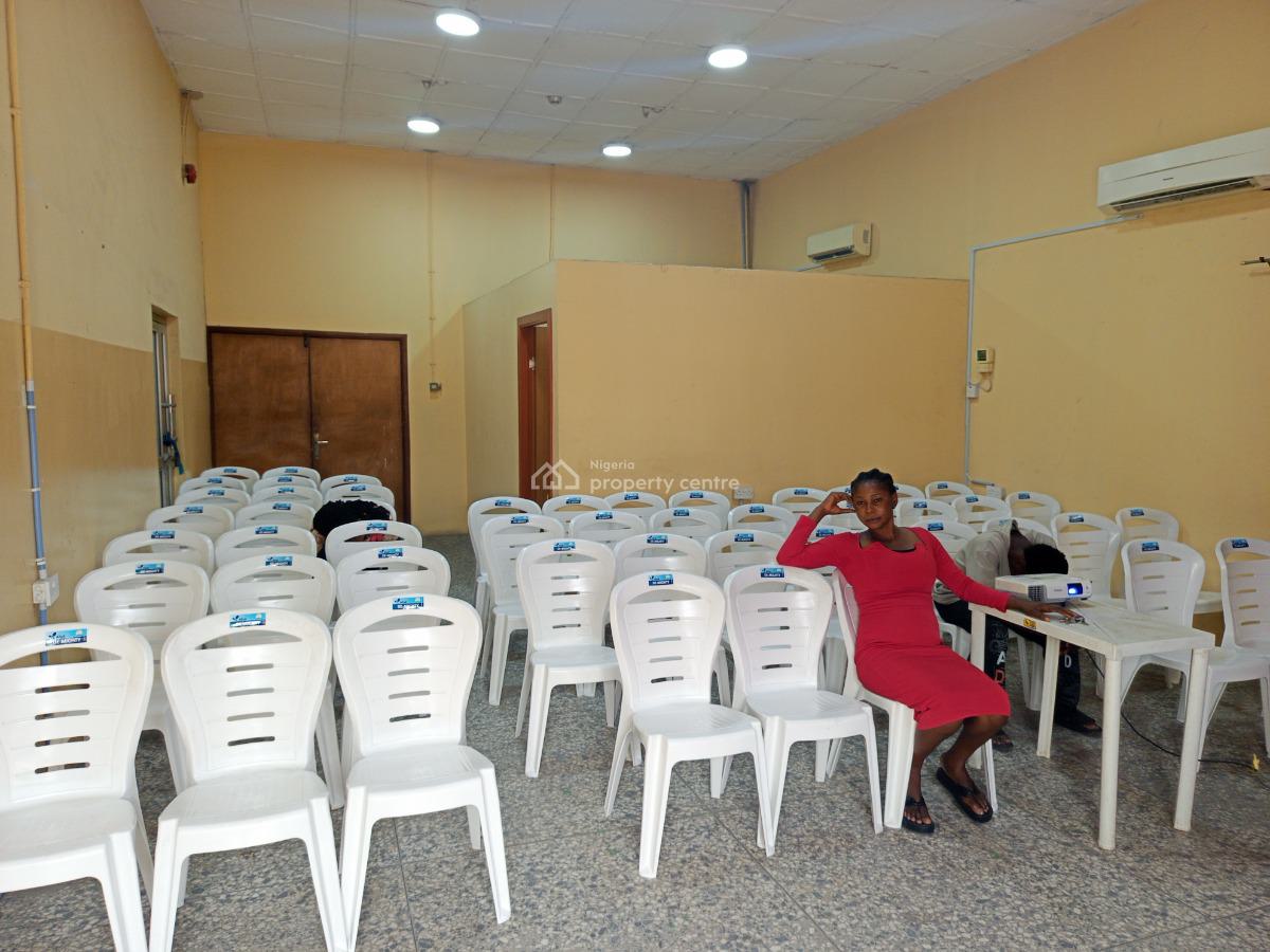 Event Hall, Obasa Road Ikeja, Ikeja, Lagos, Conference / Meeting / Training Room for Rent