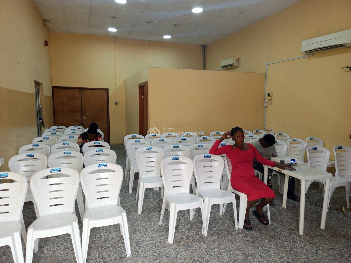 Event Hall, Obasa Road Ikeja, Ikeja, Lagos, Conference / Meeting / Training Room for Rent