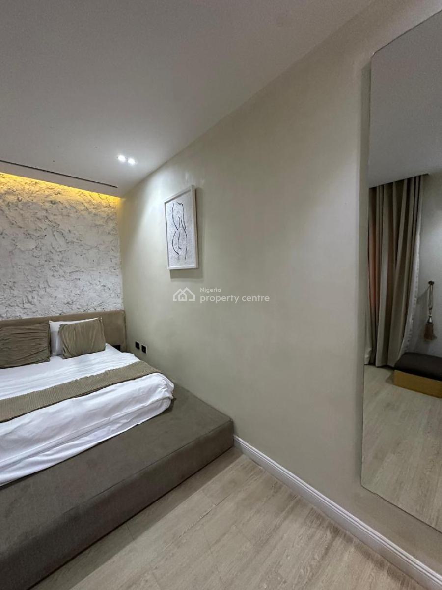 Experience Our Tranquil 3 Bedroom Penthouse in Lekki Phase 1, with Poo, Lekki Phase 1, Lekki, Lagos, Flat / Apartment Short Let