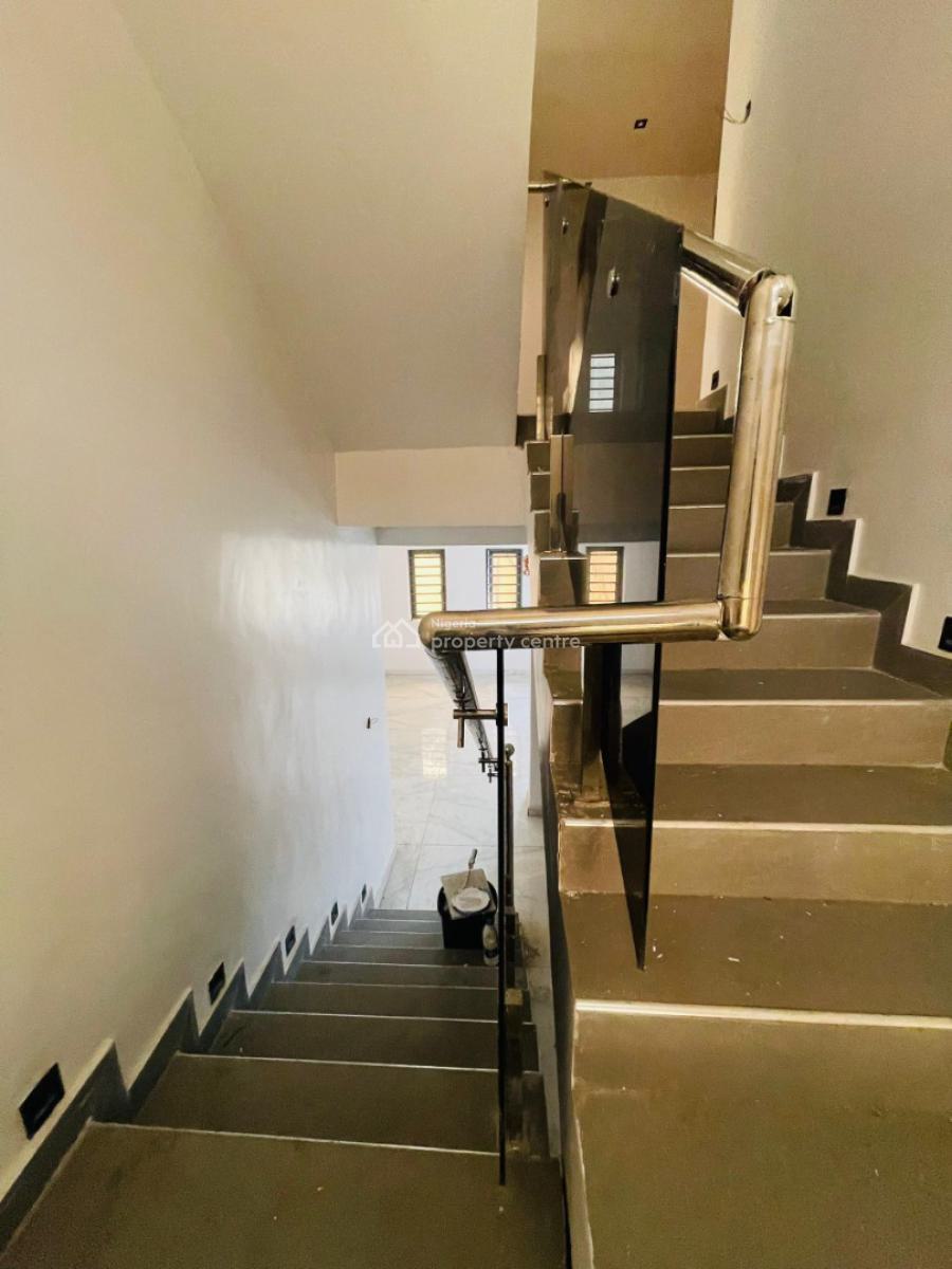 Beautifully Crafted 5 Bedroom Fully Detached Duplex Plus Bq, Gra Phase 2, Magodo, Lagos, Detached Duplex for Sale