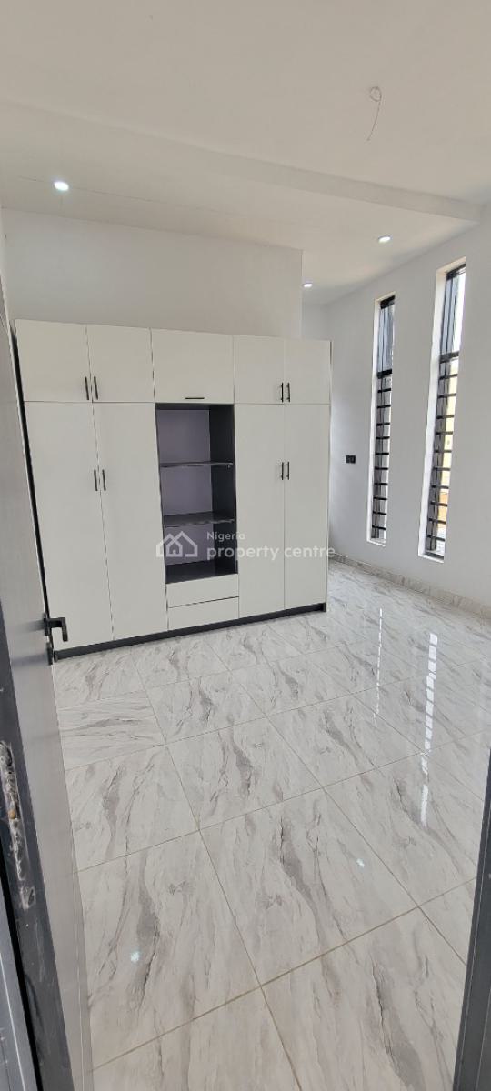 4bedroom Terrace Duplex at Ikota Gra, Ikota Gra, Lekki Lagos., Ikota, Lekki, Lagos, Flat / Apartment for Rent