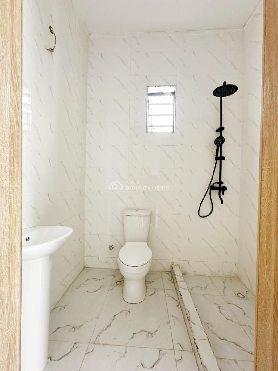 Spacious 4 Bedroom Ensuited Terrace Duplex with Excellent Ambiance, Orchid Road, Lekki, Lagos, Terraced Duplex for Sale