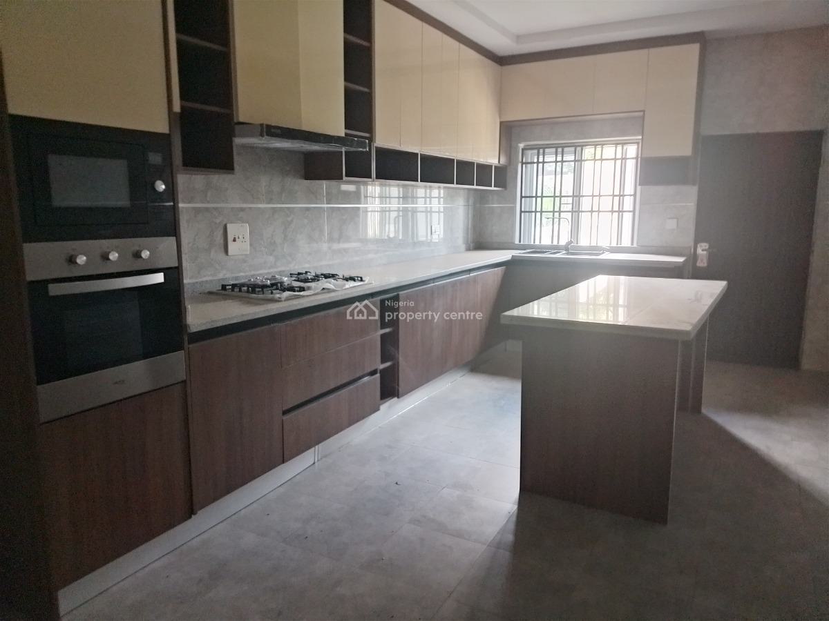 Luxury 6 Bedroom Duplex with Bq, Guzape Main, Guzape District, Abuja, Semi-detached Duplex for Sale