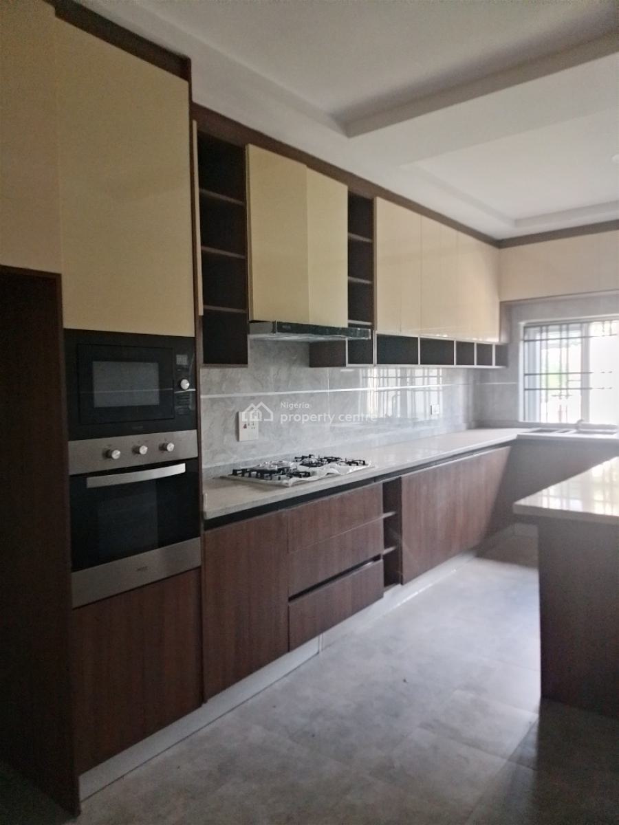 Luxury 6 Bedroom Duplex with Bq, Guzape Main, Guzape District, Abuja, Semi-detached Duplex for Sale