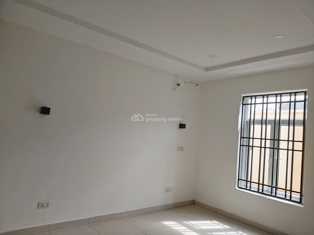 Luxury 6 Bedroom Duplex with Bq, Guzape Main, Guzape District, Abuja, Semi-detached Duplex for Sale