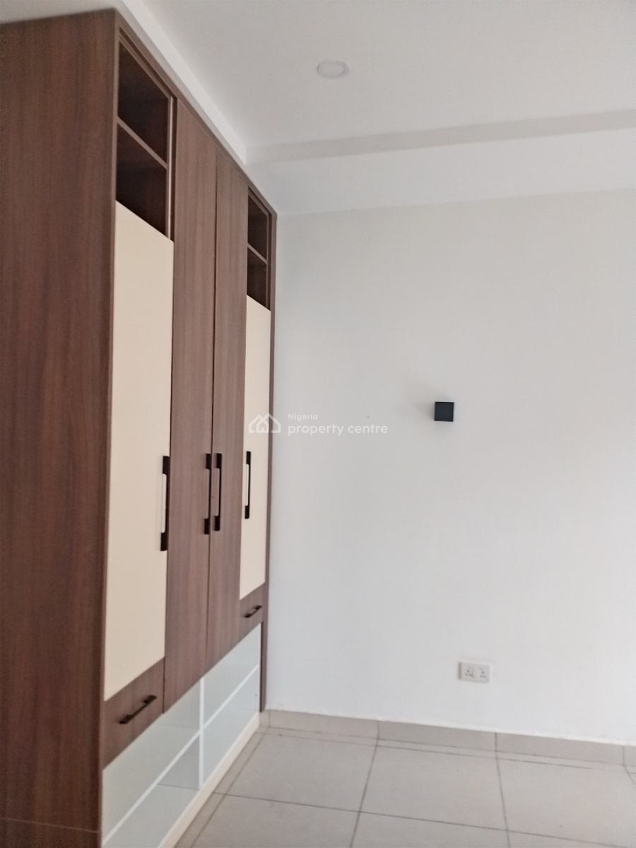 Luxury 6 Bedroom Duplex with Bq, Guzape Main, Guzape District, Abuja, Semi-detached Duplex for Sale