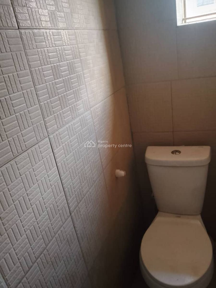 a Newly Built Room and Parlor Pop, Lucky Fiber Road, Ikorodu, Lagos, Flat / Apartment for Rent