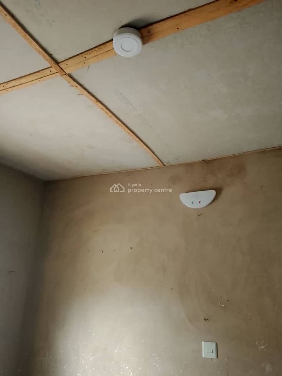 a Newly Built Room and Parlor Pop, Lucky Fiber Road, Ikorodu, Lagos, Flat / Apartment for Rent