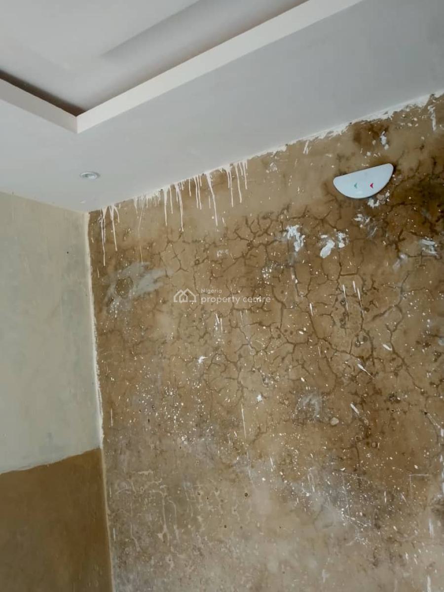 a Newly Built Room and Parlor Pop, Lucky Fiber Road, Ikorodu, Lagos, Flat / Apartment for Rent