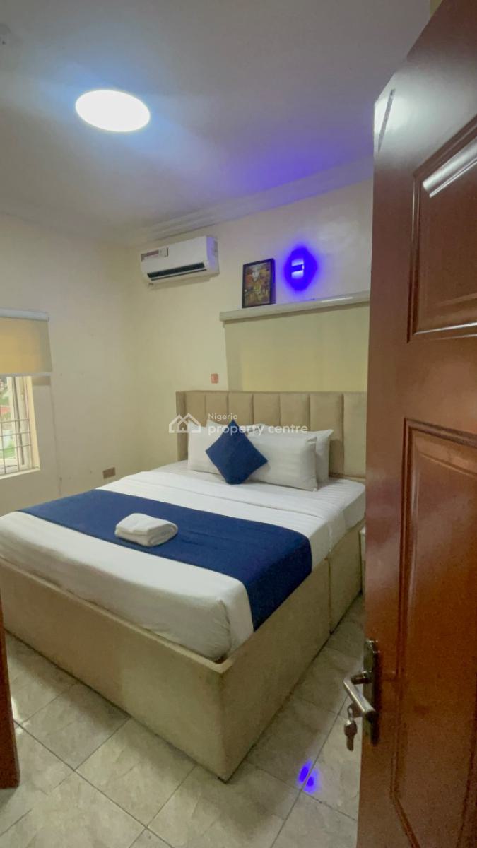 Furnished 2 Bedroom Apartment, Ikeja Gra, Ikeja, Lagos, Flat / Apartment Short Let
