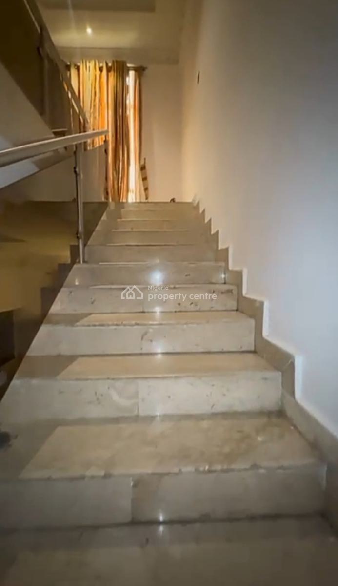 Elegant Four Bedrooms Semi-detached Duplex in a Prestigious Estate., Onikoyi, Banana Island, Ikoyi, Lagos, Semi-detached Duplex for Sale