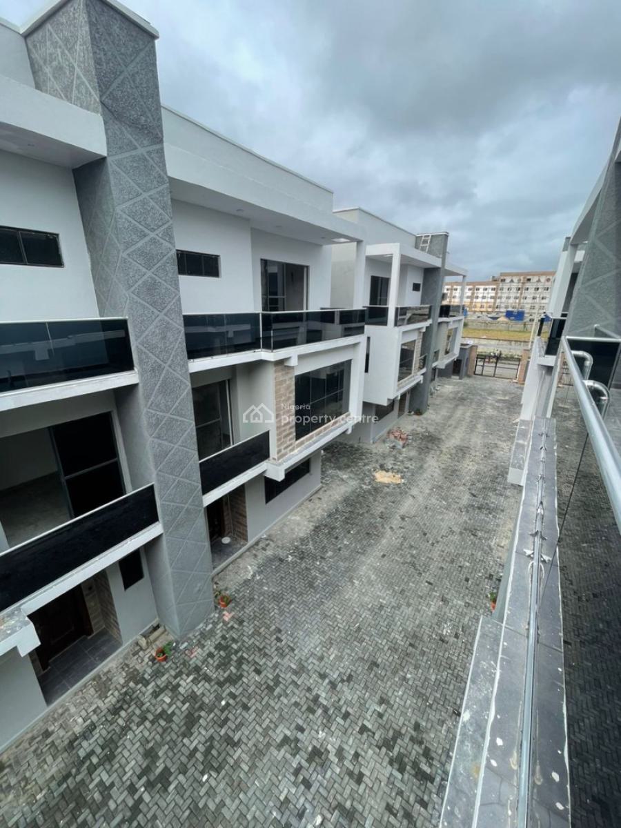 5-bedroom Duplex with Gym & Pool, Ilasan New Road, Ilasan, Lekki, Lagos, Semi-detached Duplex for Sale