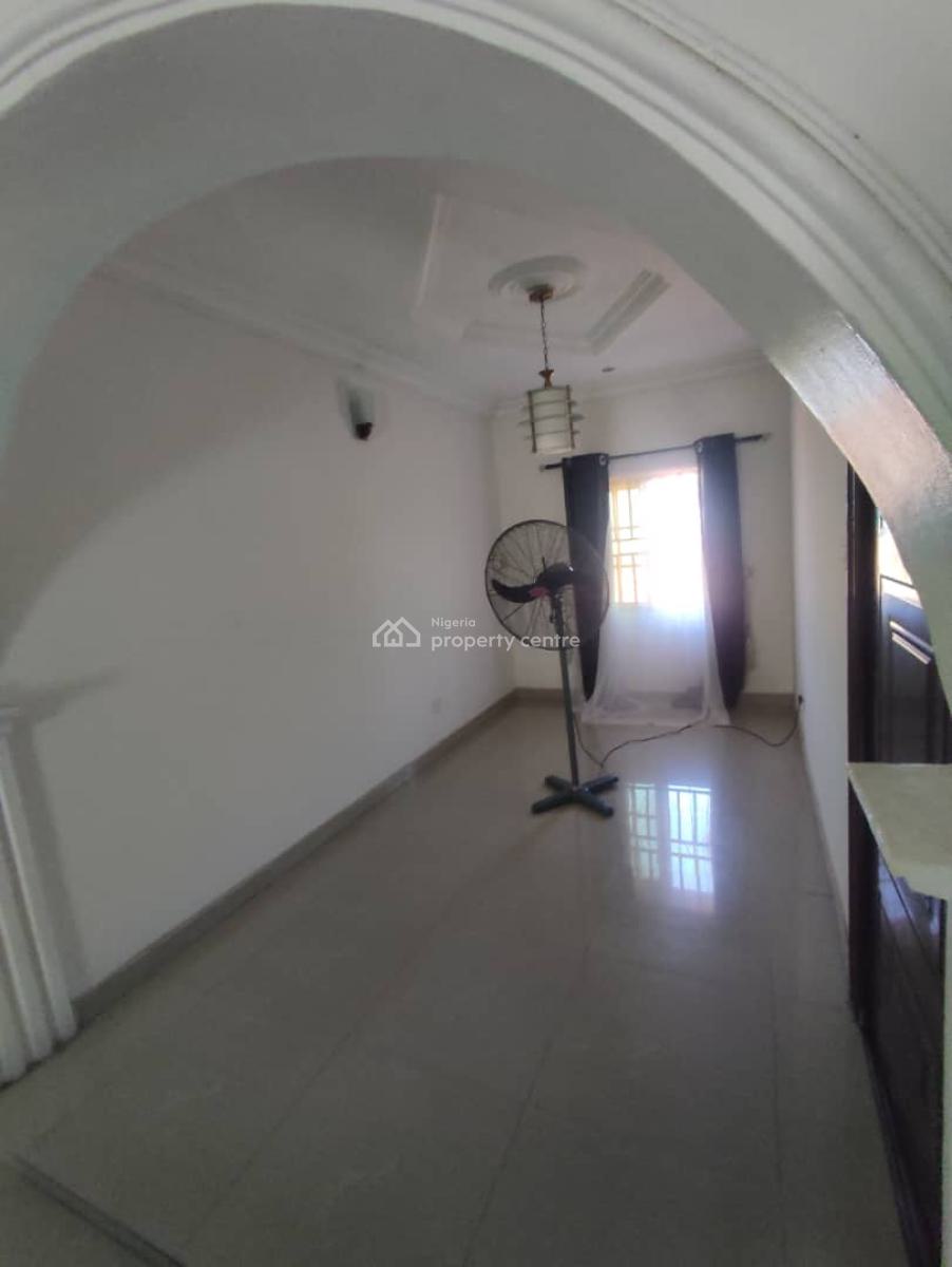 a Luxury Shared Apartment with Excel, Green Ville Estate, Badore, Ajah, Lagos, Self Contain (single Rooms) for Rent