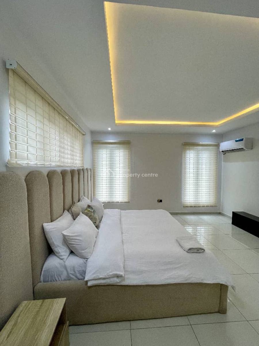 3 Bedroom Apartment, Lekki Phase 1, Lekki, Lagos, Flat / Apartment Short Let