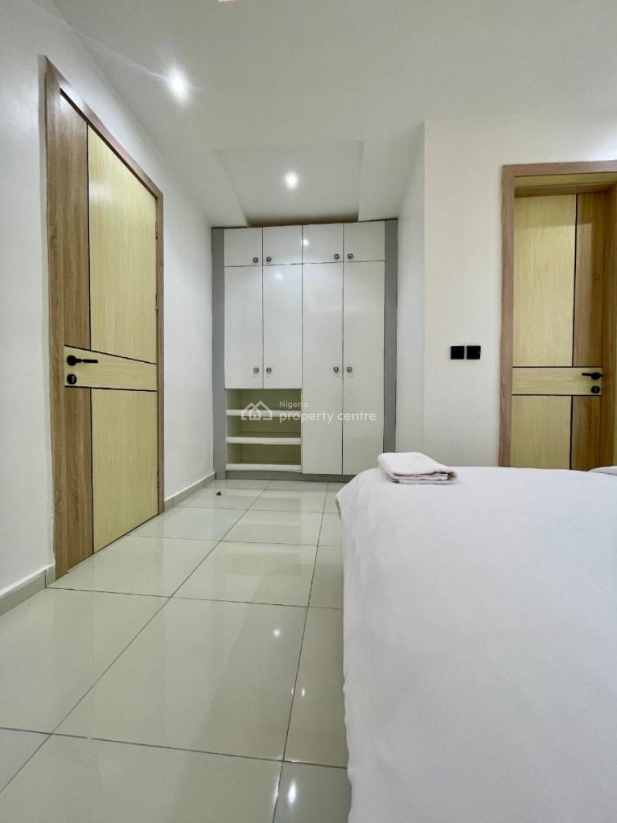3 Bedroom Apartment, Lekki Phase 1, Lekki, Lagos, Flat / Apartment Short Let