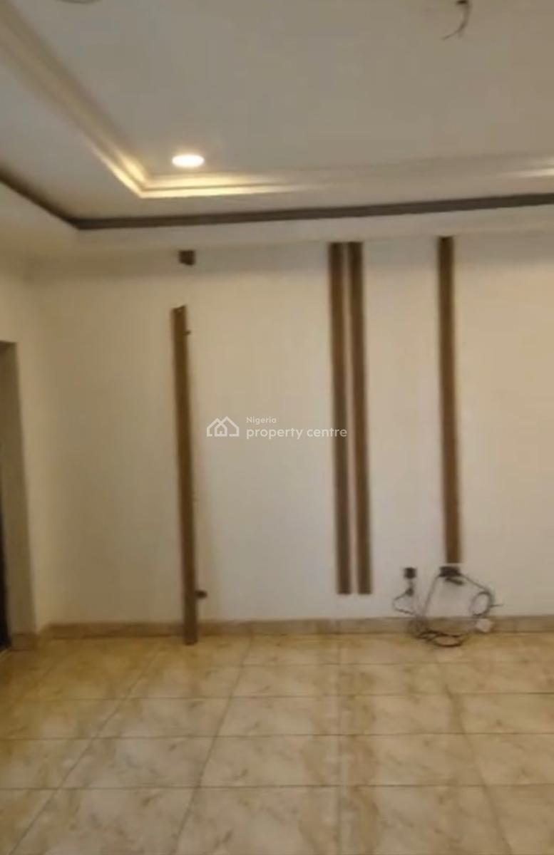 Standard  2 Bedroom Blocks of Flat on The  3rd Floor., By Gilmore, Jahi, Abuja, Flat / Apartment for Rent