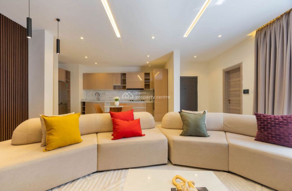 Luxury 2 Bed with a Pool, Gym, Ps5, Akin Leigh Crescent, Lekki Phase 1, Lekki, Lagos, Flat / Apartment Short Let