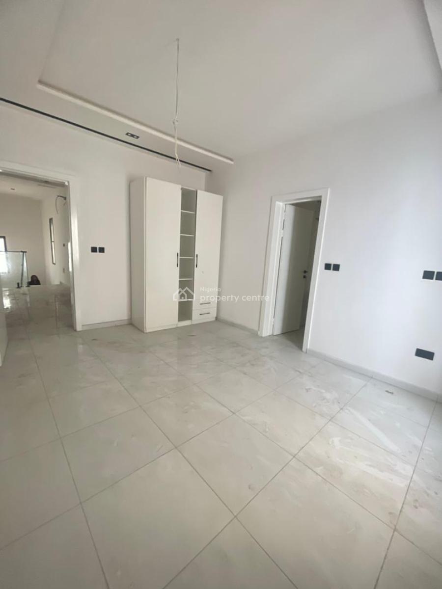 Newly Built 4 Bedroom Semi-detached Terrace, Lekki Phase 1, Lekki, Lagos, Flat / Apartment for Rent