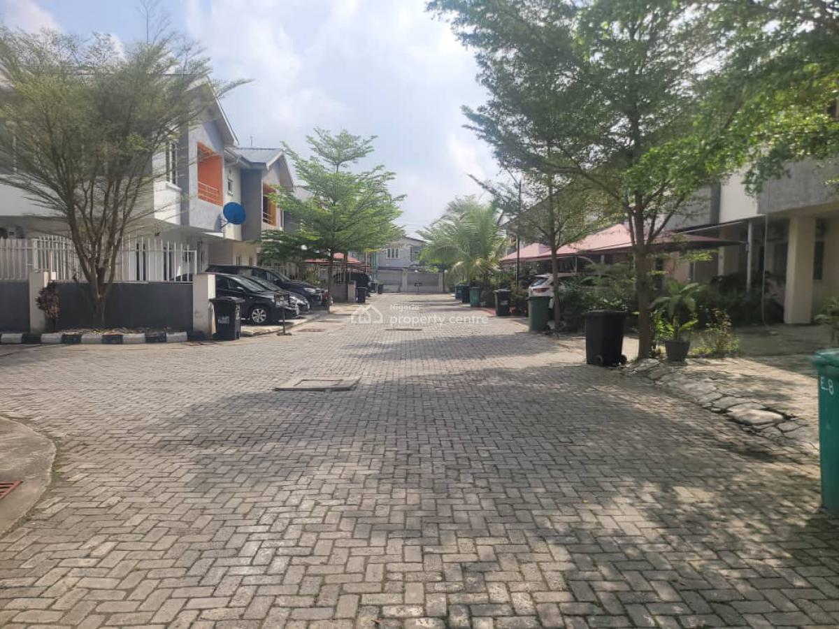 Fully Serviced Three Bedrooms Semi-detached Duplex in a Lovely Estate, Chisco, Ikate, Lekki, Ikate, Lekki, Lagos, House for Sale