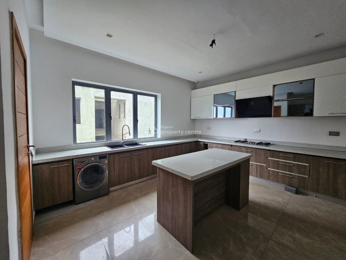 Luxury 5 Bedroom Semi Detached Duplex with Bq, Banana Island, Ikoyi, Lagos, Flat / Apartment for Sale
